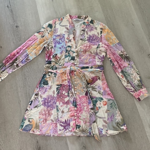 Bloggers favorite Zara tropical parrot dress women’s size Small  belted buttons - Picture 12 of 16